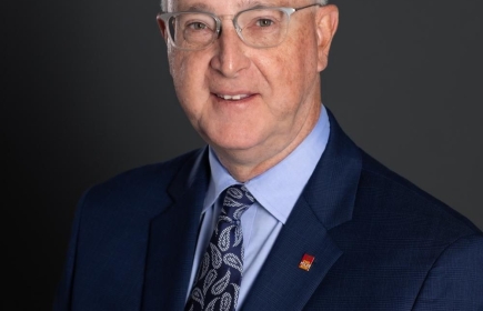 Larry A. Lunsford, membre du Rotary Club de Kansas City-Plaza (États-Unis), président du Rotary International pour 2027/2028.